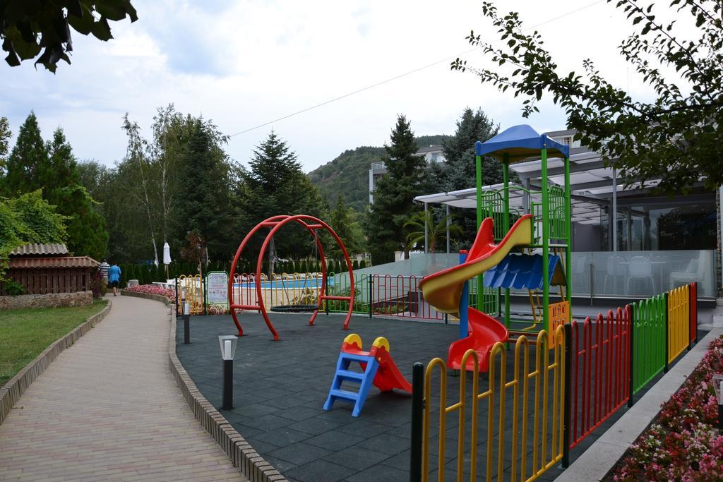 Sports&Hotel Aqua Life Tower Kranevo Exterior foto
